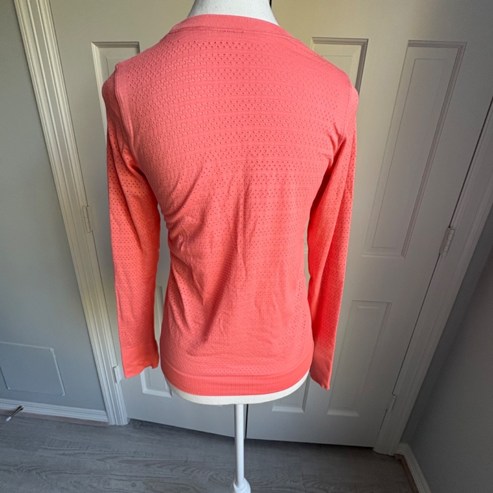 Lululemon Breeze By Long sleeve, 4 - Picture 5 of 5